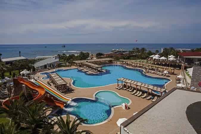 Arcanus Side Resort